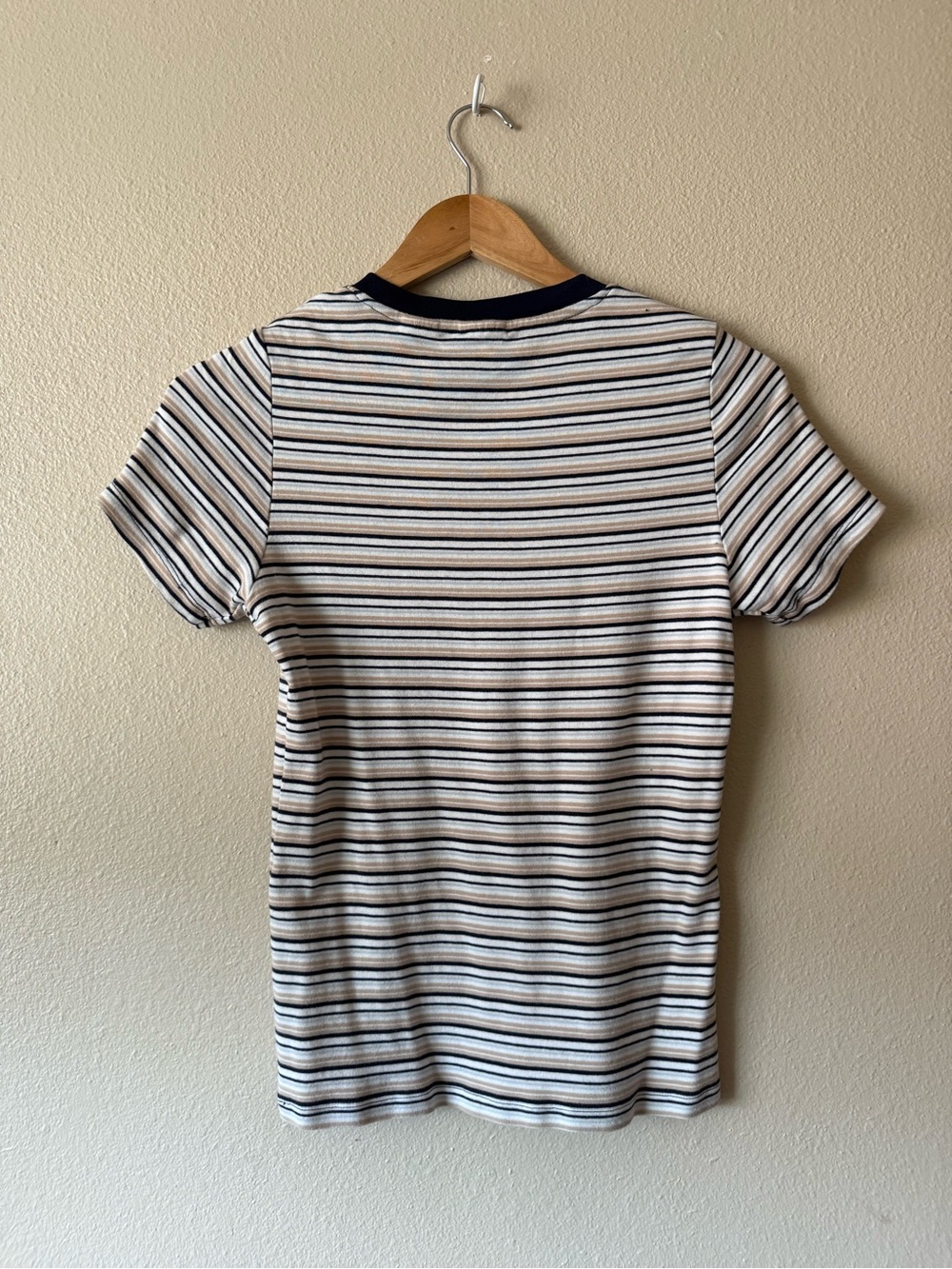 Levi's Women’s Navy & White Striped Crew Tee 100% Cotton - Picture 2 of 4